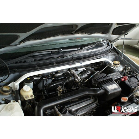 Ultra Racing 3-Point Fender Brace (UR-FD3-715P)