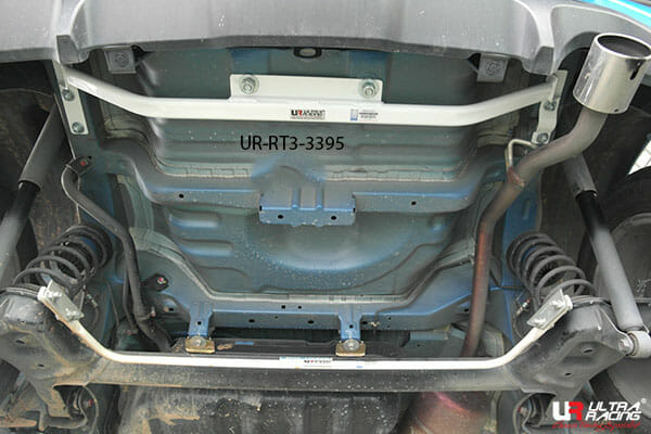 Ultra Racing 3-Point Fender Brace (UR-FD3-715P)