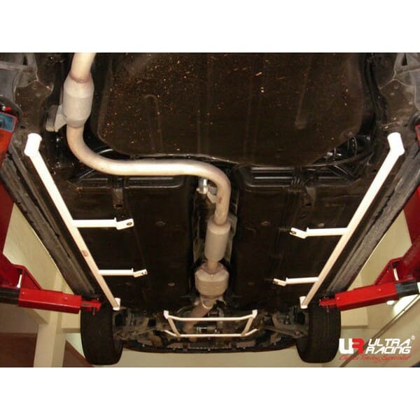 Ultra Racing 3-Point Fender Brace (UR-FD3-715P)